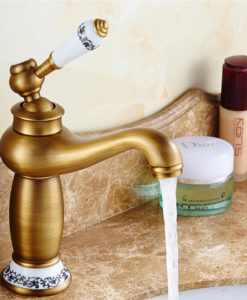 Heald Single Handle Antinque Brass Bathroom Sink Faucet 1