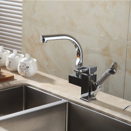 Hemmed Chrome Kitchen Sink Faucet with Pullout Sprayer 7